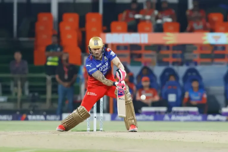 Faf Du Plesis 25 of 12 RCB vs SRH