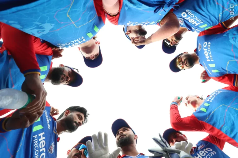 Delhi capitls Team up